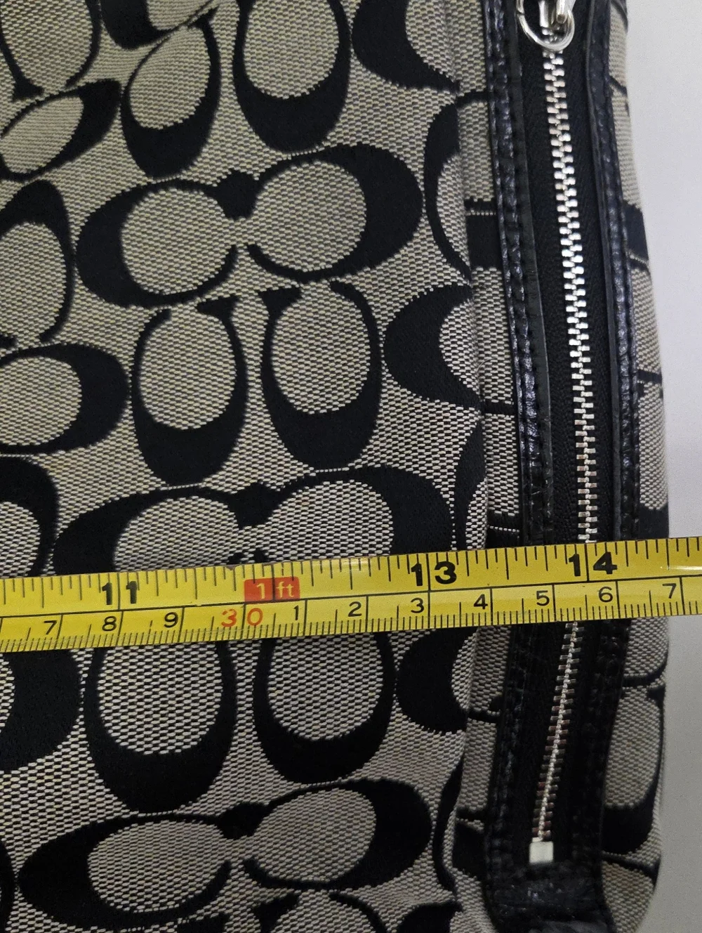 Coach F19388 Gallery Signature Zip Tote Black Black & Gray - Picture 13 of 15